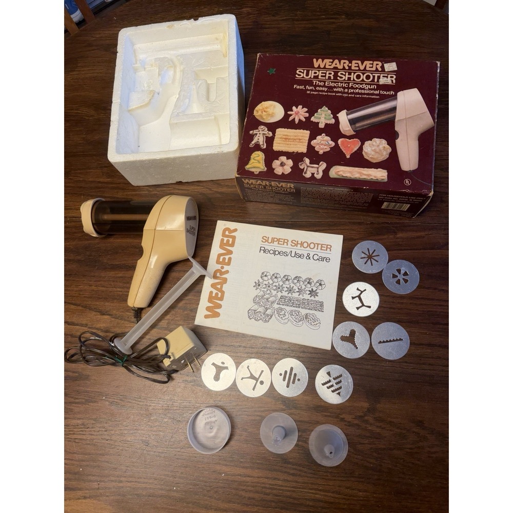 Wear-Ever Super Shooter Electric Cookie Pastry Press Gun In Box #70123 WORKS VTG